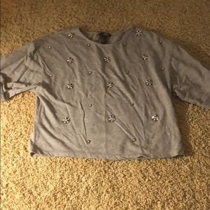 H&M women Top gray diamonds shirt